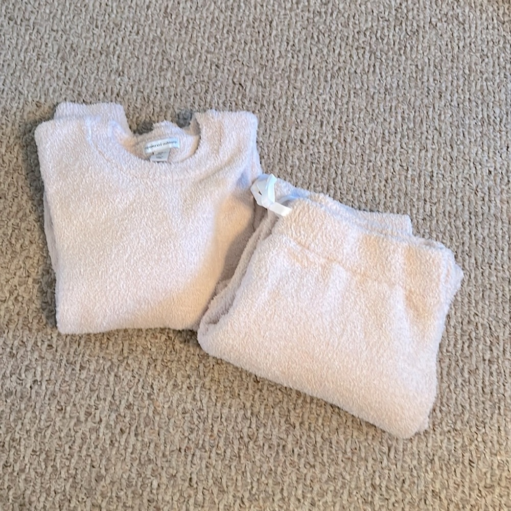 NWOT SUPER COZY Set